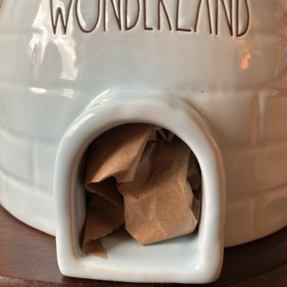 Rae Dunn: Ice Blue “Winter Wonderland” Igloo Bird House - Picture 7 of 16
